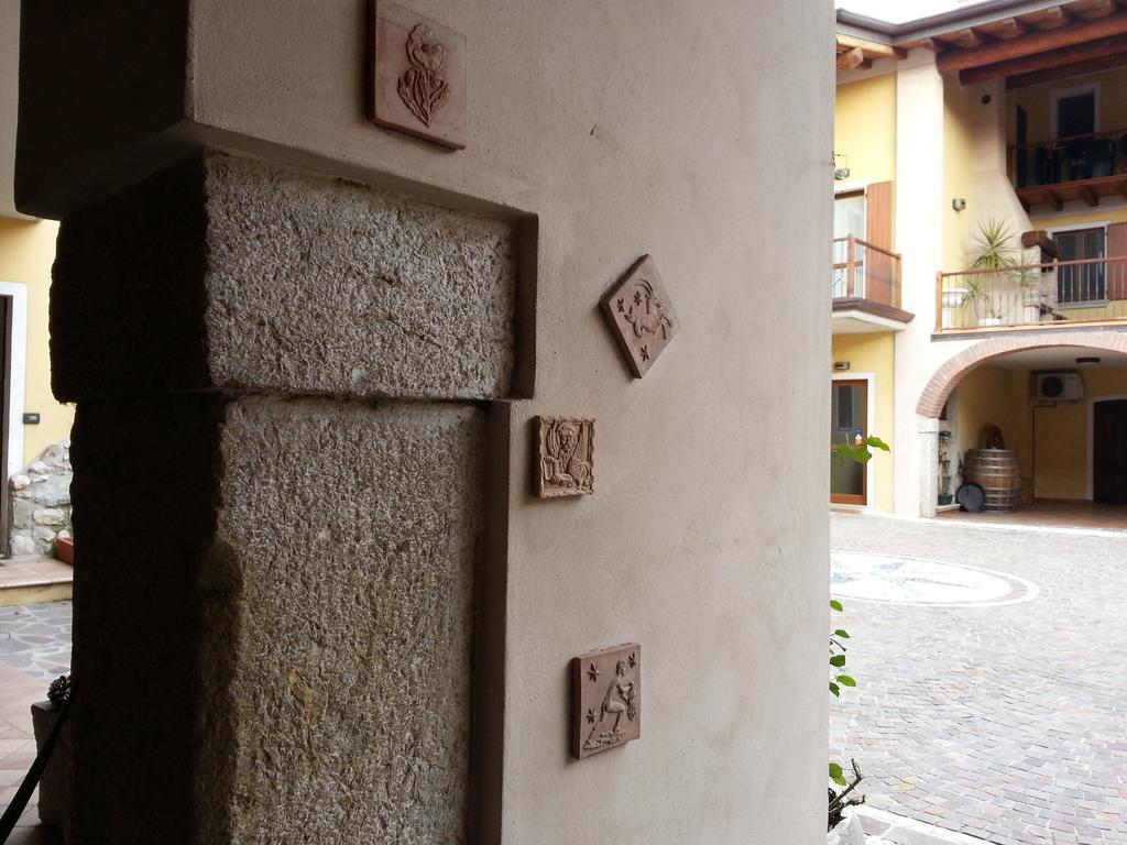 A Casa Da Franz Leilighet Manerba del Garda Eksteriør bilde